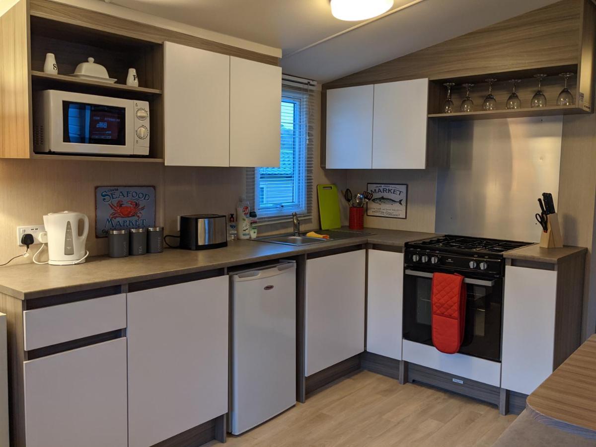 17 Sun Valley Holiday Park Villa St Austell Esterno foto